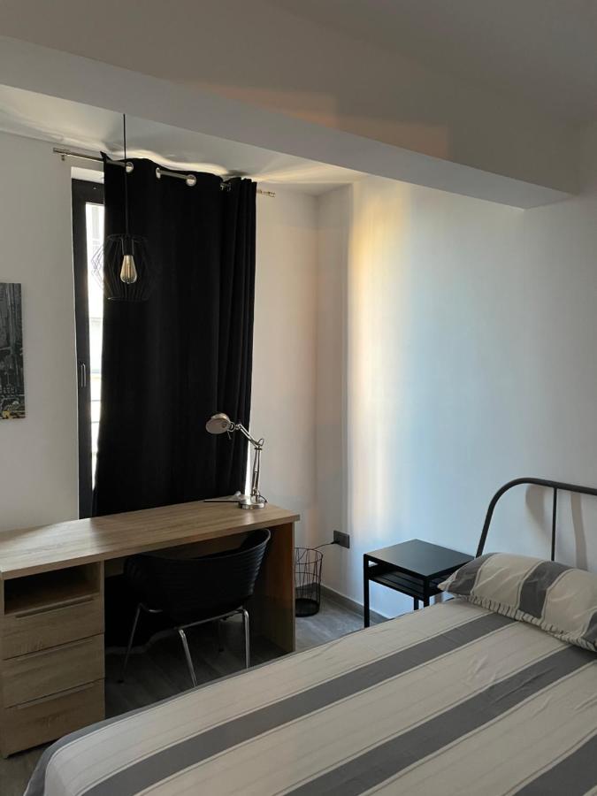 Spacious Seaview Sliema Apt, Steps From Valletta Ferry Esterno foto