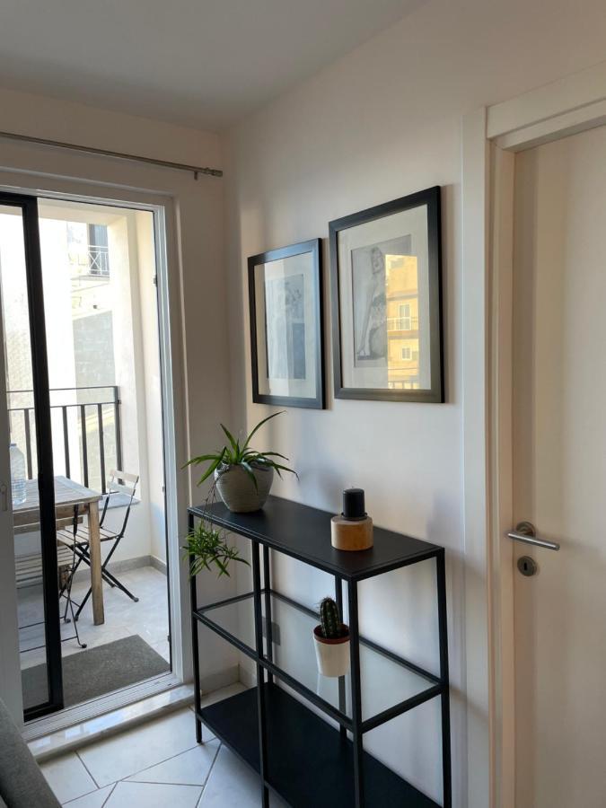 Spacious Seaview Sliema Apt, Steps From Valletta Ferry Esterno foto