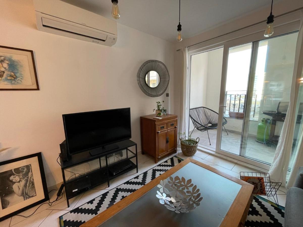 Spacious Seaview Sliema Apt, Steps From Valletta Ferry Esterno foto