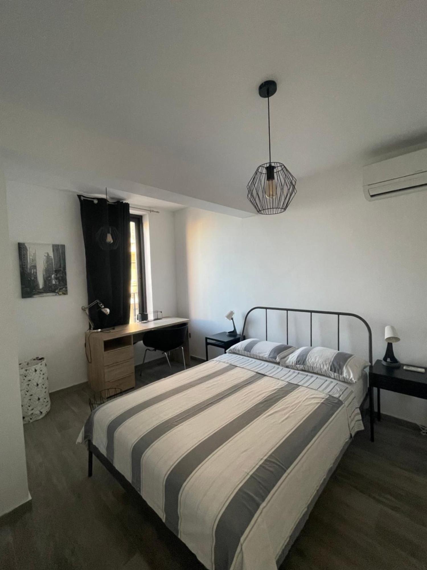 Spacious Seaview Sliema Apt, Steps From Valletta Ferry Esterno foto