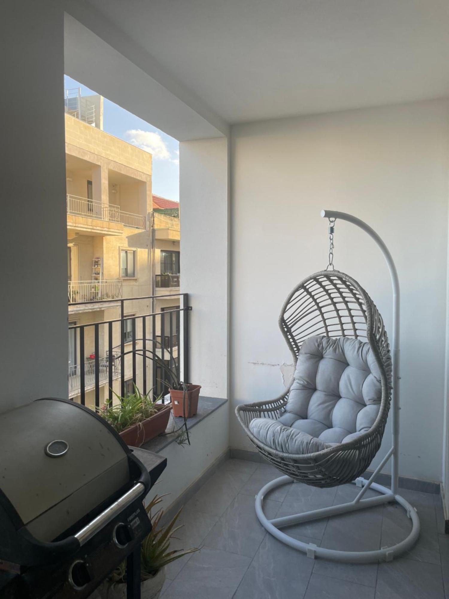 Spacious Seaview Sliema Apt, Steps From Valletta Ferry Esterno foto