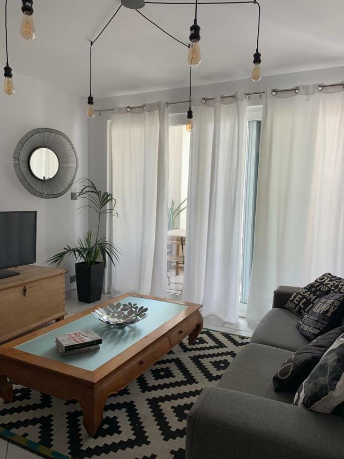Spacious Seaview Sliema Apt, Steps From Valletta Ferry Esterno foto