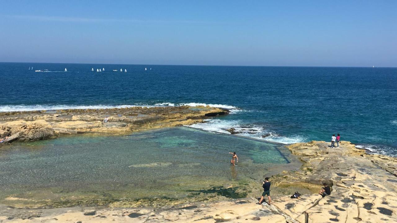 Spacious Seaview Sliema Apt, Steps From Valletta Ferry Esterno foto